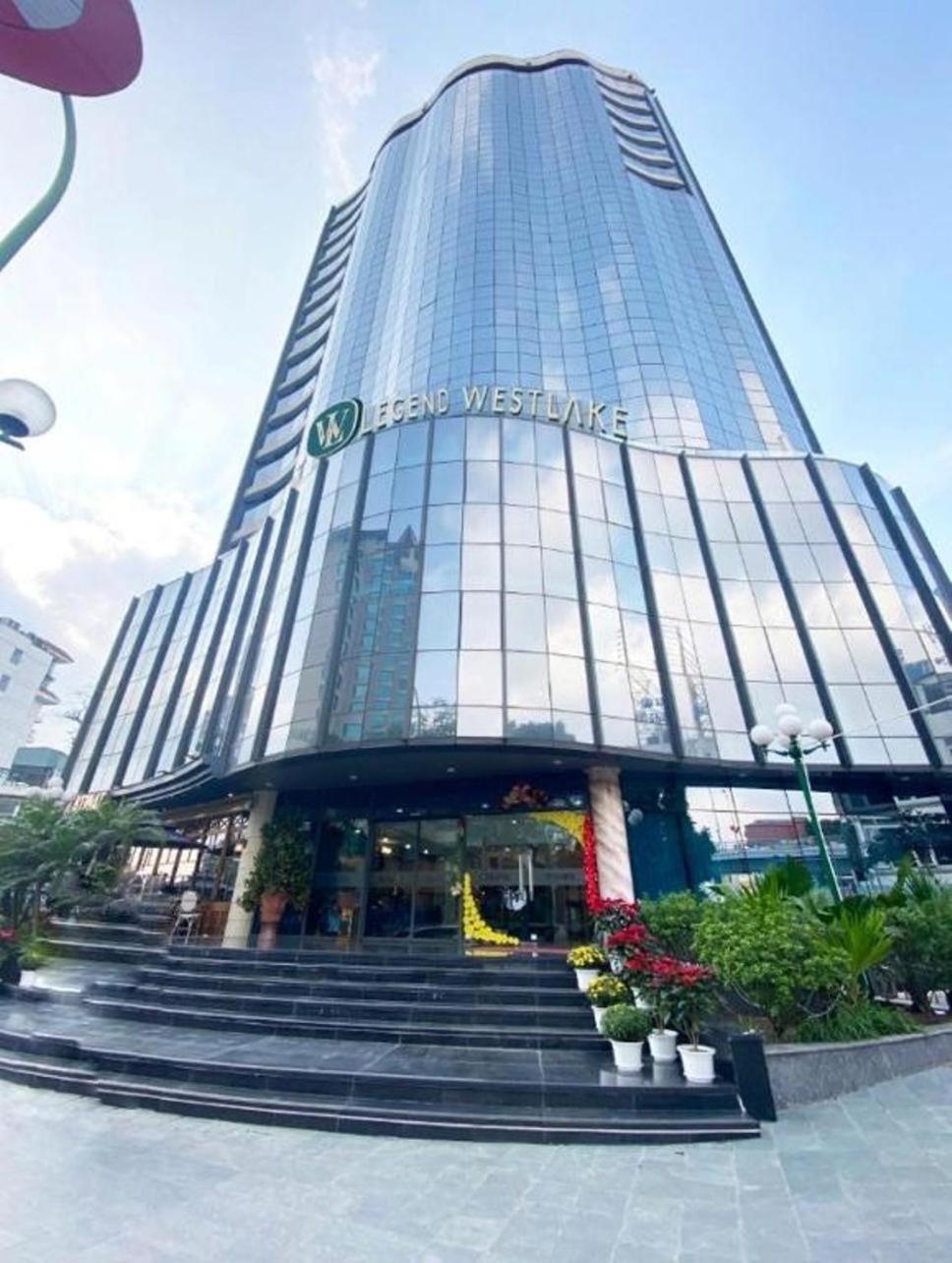 Legend Westlake Hotel 4*