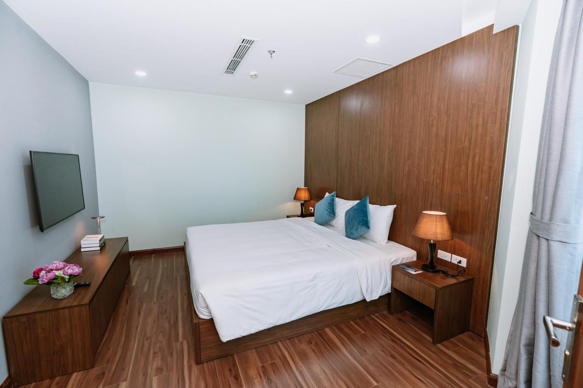 Hotel Legend Westlake 4*