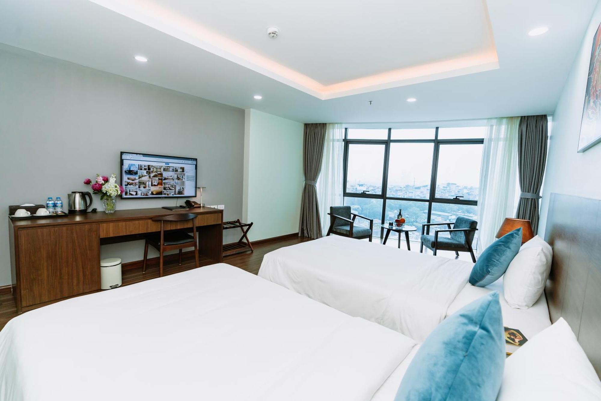 Legend Westlake Hotel 4*